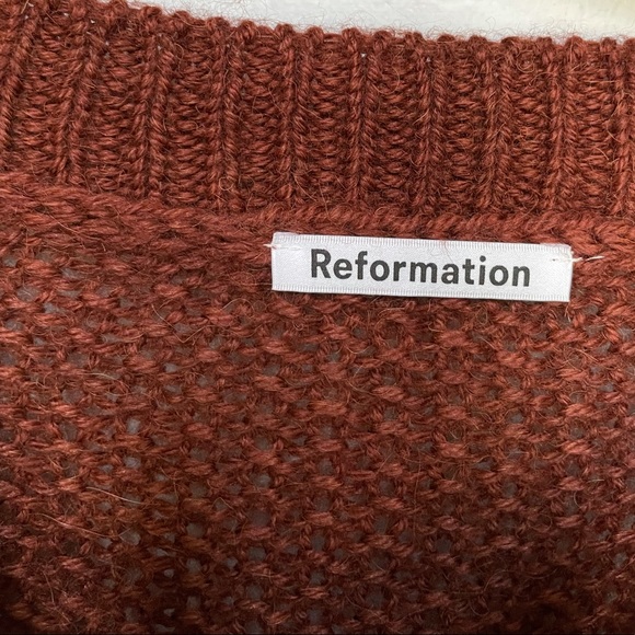 New Women's Reformation Dita Cable Alpaca Sweater - Picture 6 of 9